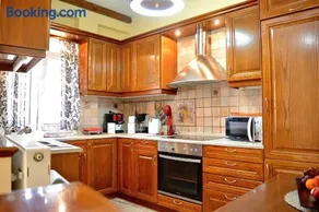 Kladas Family House - Image 2