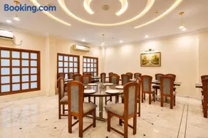 Hotel Yadgar - Near Railway Station - Image 3