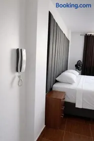 Hotel Madrid - Image 4