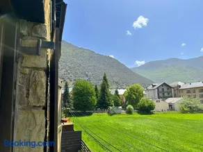Apartament de disseny rústic amb vistes by RURAL D'ÀNEU - Image 3