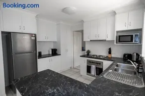 Wagga Apartments #8 - Image 3