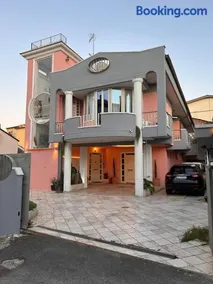 Villa Pina b&b - Image 1