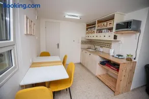 Golden Kosher Suite - Image 3