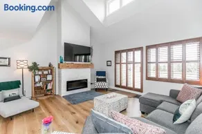 Stunning Townhouse - 3 BDRM Blue Mountain Village Sauna! - Image 3