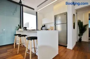beautiful 2 bed rooms apartment on the beach - Image 3