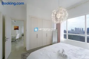 Spacious 2BR, Reem Island, Pool & Parking - Image 5
