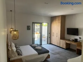 Sydney Hotel - Image 2