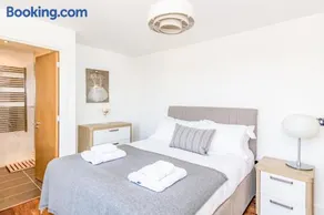 Oxfordshire Living - The Monroe Apartment - Oxford - Image 5