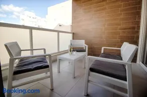 New 3 Bedroom Family Apartment with Terrace - Image 2