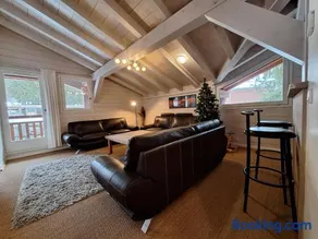 Chalet Hideaway 2 - Image 4