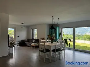 Villa Lavinia a Colico - Image 1