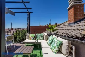 BaruHaus Terraza Duplex Valencia de don Juan - Image 1