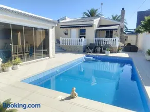 Villa Quesada con piscina privada - Image 1
