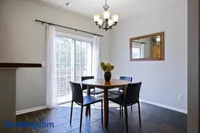 Stay In This Chic Townhome Near Olde Rope Mill - Image 4