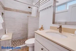 Unit 18 Waena Inn - Maui Private Suite - Image 3