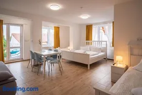 Mikulov - Inn - hotel s vinným sklepem Venuše - Image 5