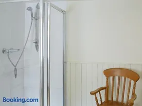 Grooms Cottage - Image 5