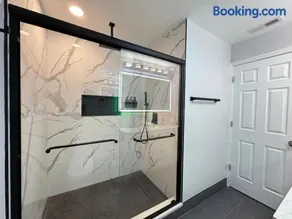5 Star Luxury Stay Near Chicago O'hare - Image 5