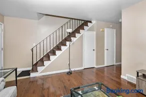 Cozy 2 bedroom apartment - Image 3