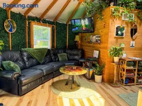 Secluded Waterfront Yurt with Wood-Fired Sauna near French Lick - Image 4