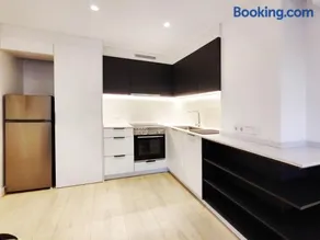 Moderno Apartamento en Terrassa Centro - Image 2