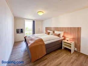 Hotel Du Lac - Self Check-in - Image 3