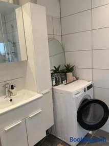 Modern cosy flat close to Stockholm city - Image 4