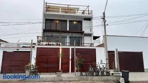 Bravo Hostels: Surf House - Image 1
