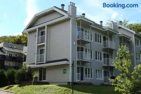Condo 306 33 Chemin du Hameau by Les Chalets Alpins - Image 2
