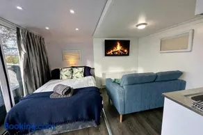 The Lux Pod - Image 4