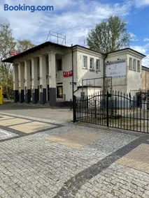 Pokoje gościnne W Starym Kinie - Image 1