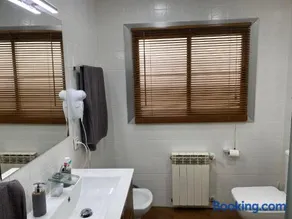 Piso céntrico con Parking a 20min de Barcelona - Image 3