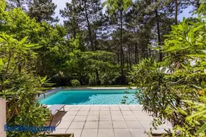 Villa familiale avec piscine dans la pinède à 4min de l'océan-AG13 - Image 4