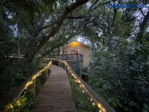 Bed & Breakfast on White Rock Creek - Image 4