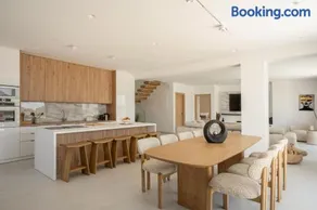 Sirocco Lux Villas - Image 5