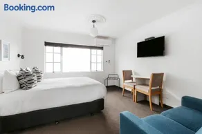 The Mission Belle Motel - Image 3