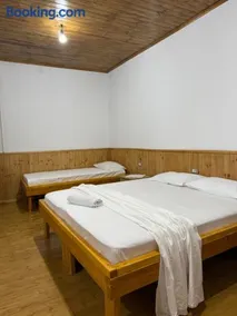 Sibora Guest House - Image 2
