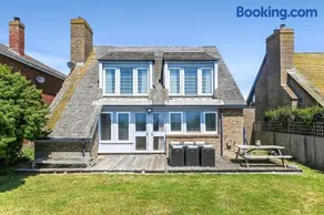 Tamarisk Cottage, East Wittering - Image 3