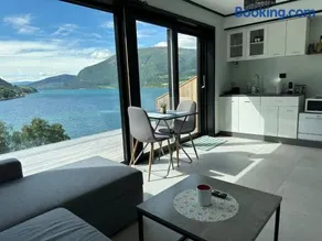 Panorama Fjord Olden - Image 3