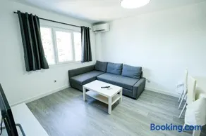 Mountain Home - Image 3