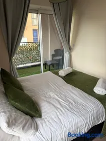 Beautiful 2 bedroom apartment in lawley village - Image 3