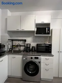 Excelente departamento en Buenos Aires con balcon - Image 3