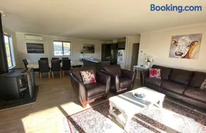 Ribbonwood Cottage - Image 3