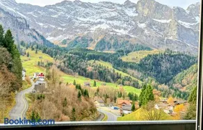 Chalet Engelberg Mountain View - Image 3