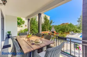 Apartment Villa Hacijenda with private pool and jacuzzi - Image 4