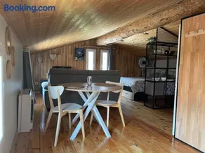 Sublime studio de caractère ,50 m2 climatisé . - Image 1