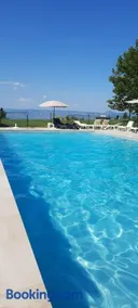 Appartement-Chalet avec Terrasse - Vue Lac - Image 1