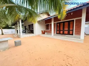 Ma'Moon Beach Villa - Image 2