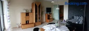 Tolle Aussicht mit Hallenbad - Image 3