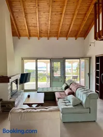 Gianna's Guesthouse - Image 3
